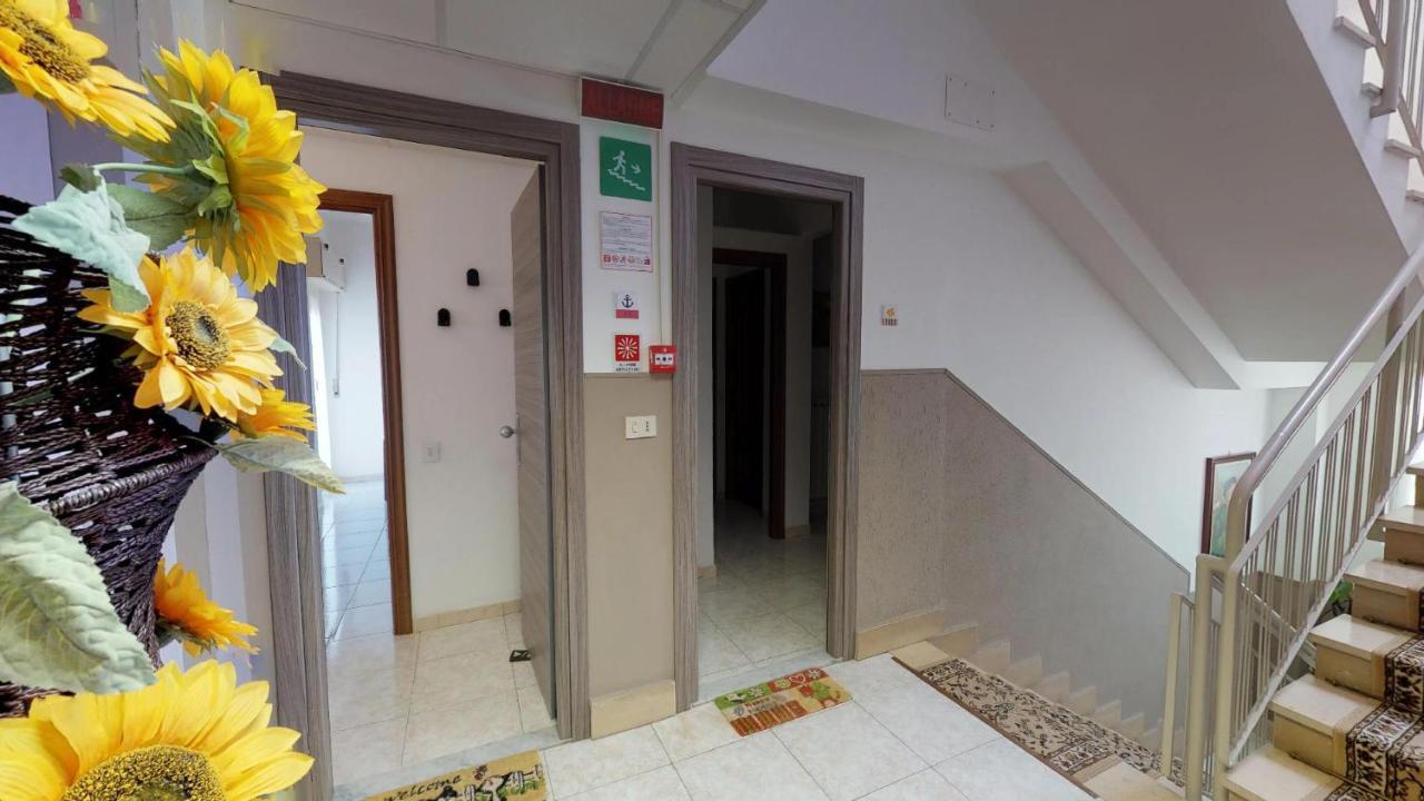 Residence Colibri Family & Bike Loano Exterior foto
